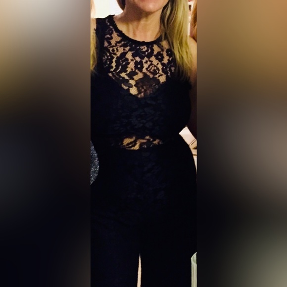 GB Sleeveless lace jumpsuit - Picture 5 of 5